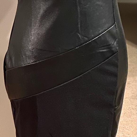 Women’s Sexy Black Sleeveless Faux Leather Dress - Picture 2 of 5